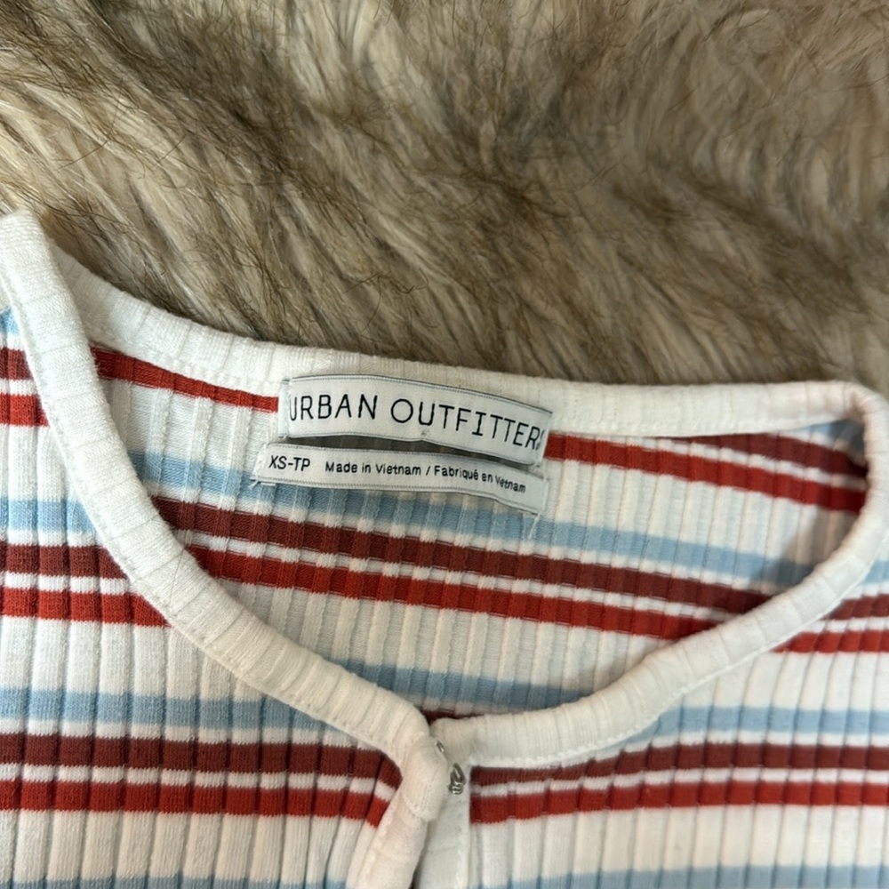 Crop Top - Picture 2 of 2